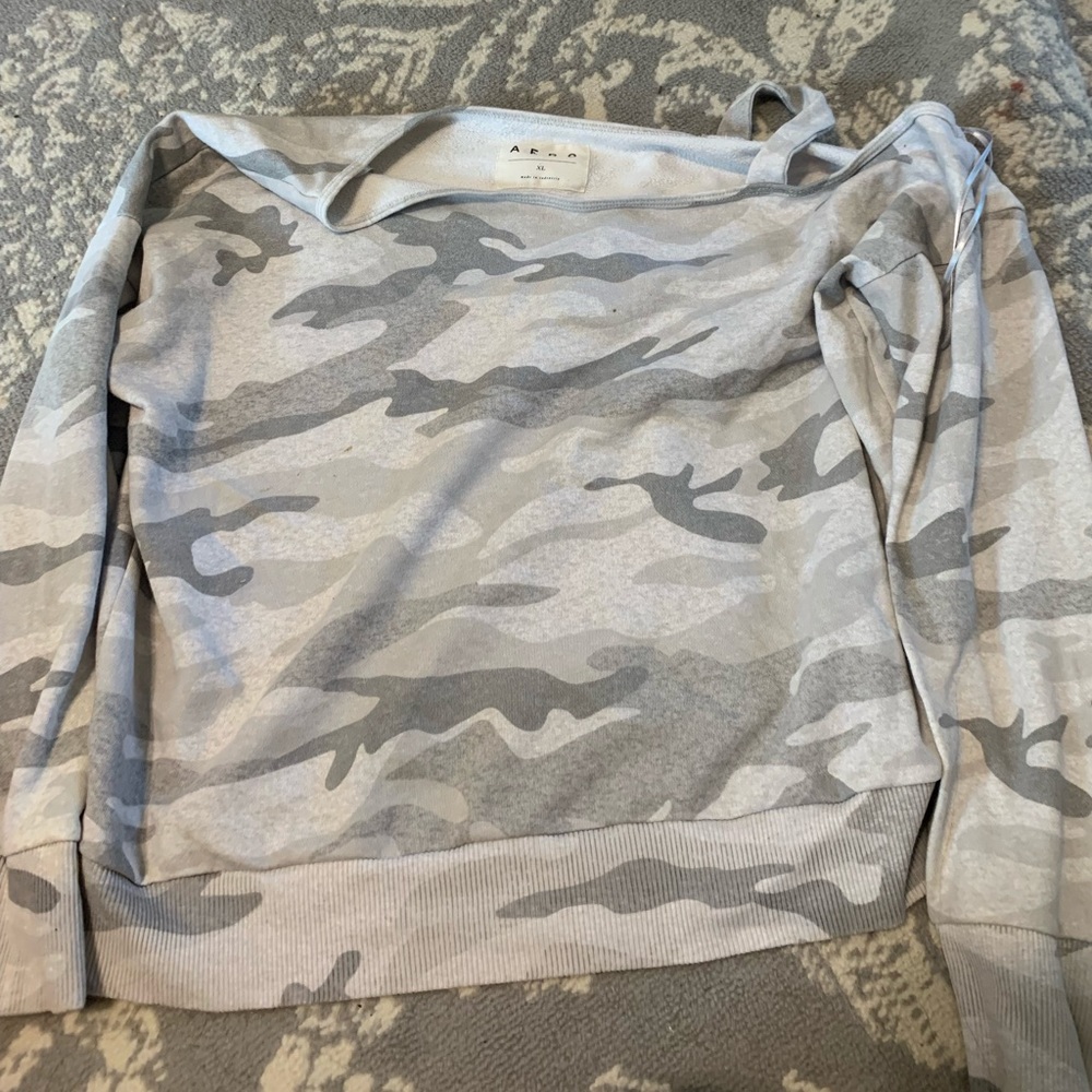 Aero sweater/sweatshirt